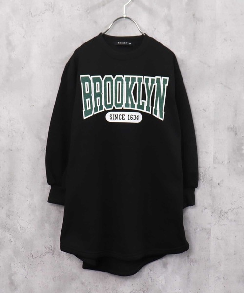 THE CASUAL（カジュアル）の「選べる18カラービッグシルエットボリューム袖ワンピース（ワンピース・キッズ・ブラック系/ベージュ系1/ベージュ/オートミール/ダークグリーン/キャメル/グレー系2/ベージュ系/ブラック/グレイッシュベージュ/ダークグリーン系/チャコール/杢グレー/ヘザーチャコール/グレー系/グレー系1/ピンク/ネイビー・150cm/110cm/130cm/120cm/160cm/140cm）」の3枚目の写真