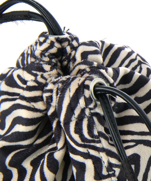 LEPSIM（レプシィム）の「アソートキンチャクＢＡＧ　162532（ショルダーバッグ・レディース・ブルー/アイボリー/ゼブラ・ONE SIZE）」の7枚目の写真