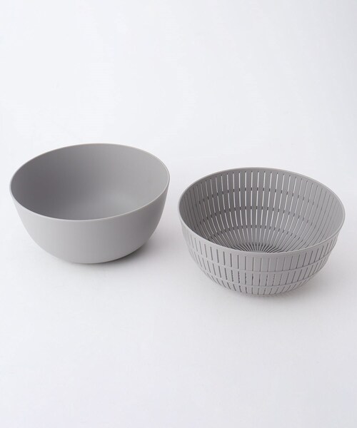 212 KITCHEN STORE(トゥワントゥキッチンストア)の「米とぎにも使えるザルとボール GY <like-it ライクイット>(キッチンツール・レディース・その他・00)」の6枚目の写真