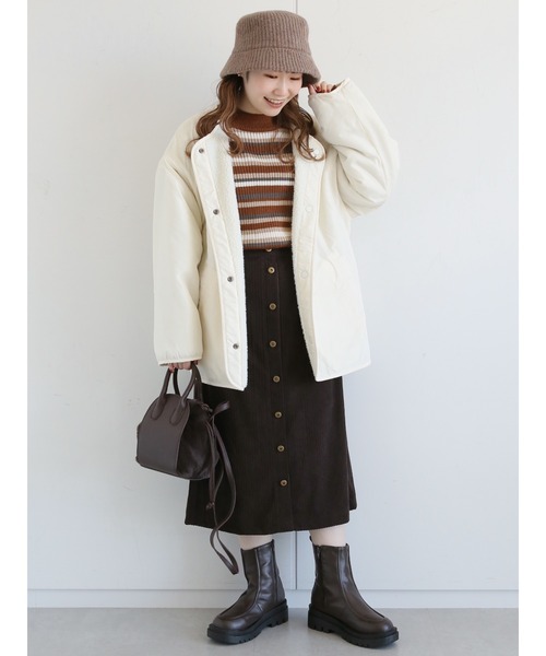 ehka sopo（エヘカソポ）の「無地／チェックボアアソートリバーシブルブルゾン（ブルゾン・レディース・オフホワイト/ブラック/ベージュ・ﾌﾘ-）」の17枚目の写真