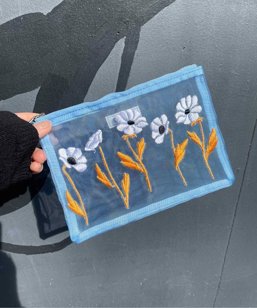 Casselini（キャセリーニ）の「Casselini(キャセリーニ)チュール刺繍ポーチ（ポーチ・レディース・ブルー/グリーン/ブラック/ピンク・FREE）」の8枚目の写真