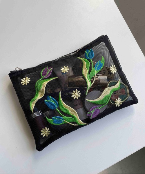 Casselini（キャセリーニ）の「Casselini(キャセリーニ)チュール刺繍ポーチ（ポーチ・レディース・ブルー/グリーン/ブラック/ピンク・FREE）」の9枚目の写真