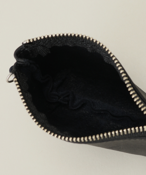 hobo（ホーボー）の「【hobo×JOURNAL STANDARD/ホーボー】別注 PAIR CASE COW LEATHER WITH STRAP（クラッチバッグ・メンズ・ブラック/チョコ・FREE）」の10枚目の写真