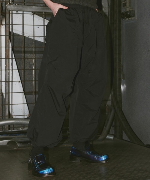 ln fortis(ロンフォルティス)の「ln fortis - 2wayシルエットナイロンパンツ(カーゴパンツ・メンズ・ブラック/カーキ・SMALL/MEDIUM)」の15枚目の写真