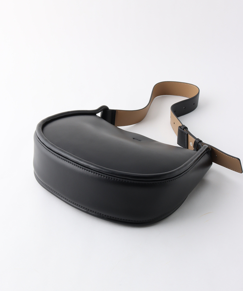 LE VERNIS（ル・ベルニ）の「【LE VERNIS / ル・ベルニ】CAMILLE SHOULDER（ショルダーバッグ・レディース・イエロー/ブラック・FREE）」の5枚目の写真