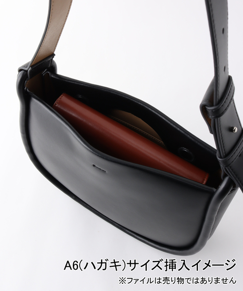 LE VERNIS（ル・ベルニ）の「【LE VERNIS / ル・ベルニ】CAMILLE SHOULDER（ショルダーバッグ・レディース・イエロー/ブラック・FREE）」の7枚目の写真