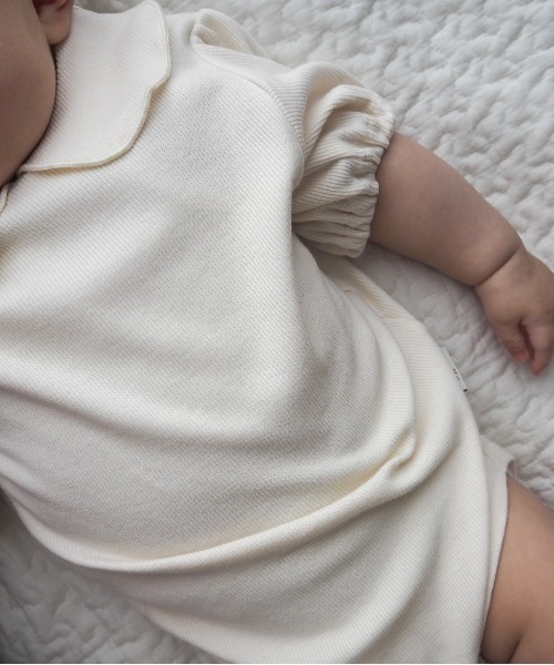 MAKE YOUR DAY（メイクユアデイ）の「無地リブ襟付きパフスリーブロンパス（ロンパース・キッズ・オレンジ/ピンク/ミント/オフホワイト・80/70）」の13枚目の写真