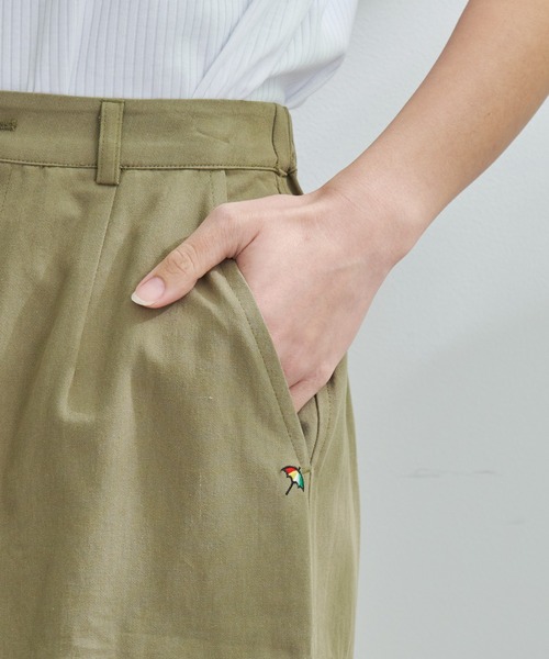 Arnold Palmer(アーノルドパーマー)の「コットン チノ カーゴ スカート(スカート・レディース・カーキ/ベージュ・S/M/L)」の6枚目の写真