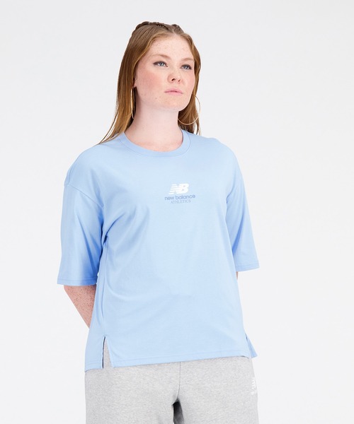 NEW BALANCE(ニューバランス)の「NB Athletics オーバーサイズショートスリーブTシャツ(Tシャツ/カットソー・レディース・ブルー系その他/ブラック/グレイッシュベージュ・SMALL/MEDIUM/X-LARGE/LARGE)」の16枚目の写真