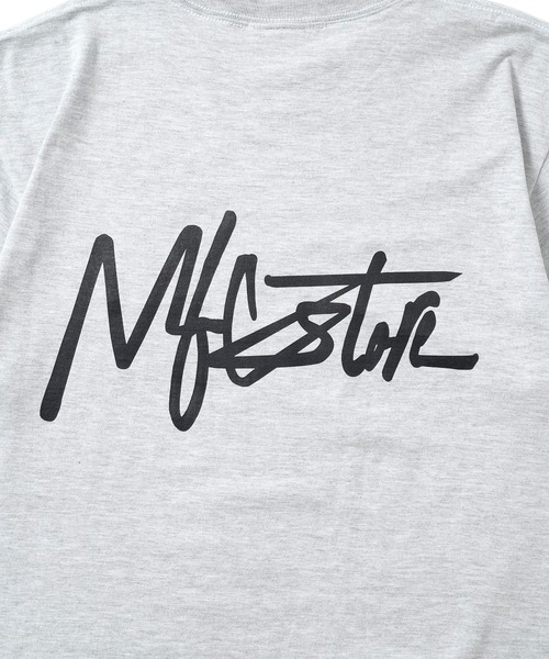 MFC STORE(エムエフシーストア)の「MFC STORE Script Logo T-SHIRT(Tシャツ/カットソー・メンズ・ホワイト/ダークブラウン/ネイビー/アッシュ/チャコール/カーキ・XXL/M/L/XL/S)」の18枚目の写真