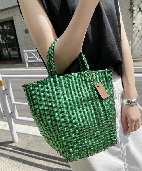 Spick & Span（スピックアンドスパン）の「Spick & Spanメタリックメルカドバッグ（ハンドバッグ・レディース・ゴールド/グリーン・FREE）」の13枚目の写真