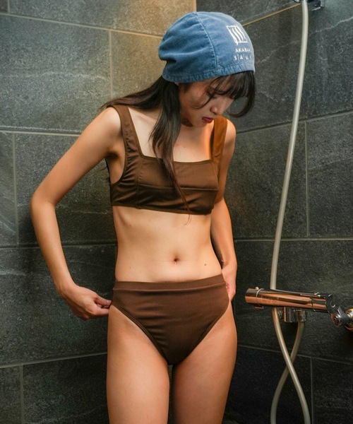 BANKS（バンクス）の「BIKINI/BANKS(バンクス）ワントーンシンプルデザインビキニボトムス【水着】（水着・レディース・ライトブラウン・SMALL/MEDIUM/X-SMALL/LARGE）」の6枚目の写真