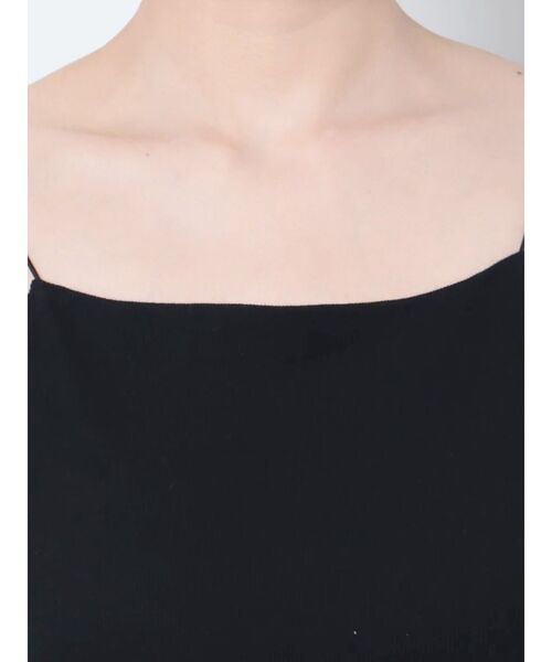 Ungrid（アングリッド）の「パット付きスクエアキャミソール（キャミソール・レディース・アイボリー/ブラック/ブラウン・FREE）」の6枚目の写真