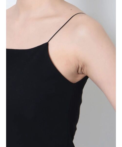 Ungrid（アングリッド）の「パット付きスクエアキャミソール（キャミソール・レディース・アイボリー/ブラック/ブラウン・FREE）」の11枚目の写真