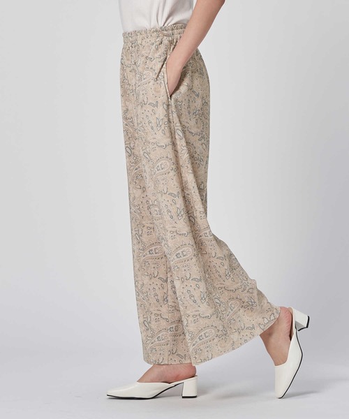 HONEYSUCKLE ROSE（ハニーサックルローズ）の「【接触冷感】【HONEYSUCKLE ROSE】サラサラ柄プリーツパンツ（その他パンツ・レディース・ブラック×ホワイト/ホワイト×カーキブラウン/チャコールグレー×ブラック/ベージュ・M-L）」の8枚目の写真