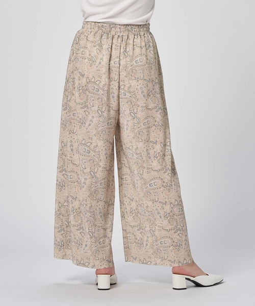 HONEYSUCKLE ROSE（ハニーサックルローズ）の「【接触冷感】【HONEYSUCKLE ROSE】サラサラ柄プリーツパンツ（その他パンツ・レディース・ブラック×ホワイト/ホワイト×カーキブラウン/チャコールグレー×ブラック/ベージュ・M-L）」の9枚目の写真