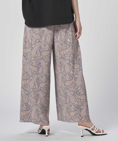 HONEYSUCKLE ROSE（ハニーサックルローズ）の「【接触冷感】【HONEYSUCKLE ROSE】サラサラ柄プリーツパンツ（その他パンツ・レディース・ブラック×ホワイト/ホワイト×カーキブラウン/チャコールグレー×ブラック/ベージュ・M-L）」の13枚目の写真