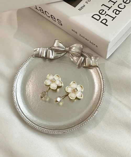 apres jour(アプレジュール)の「【apres jour×ARIAZ】ストーンフラワーピアス(ピアス(両耳用)・レディース・ゴールド・FREE)」の1枚目の写真