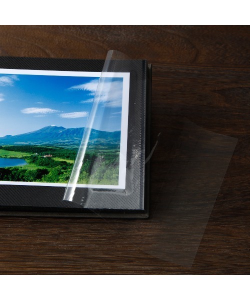 無印良品（ムジルシリョウヒン）の「ハードカバーアルバム　ＫＧサイズ１段・２０ページ・ダークグレー（ステーショナリー・メンズ・ダークグレー・FREE）」の2枚目の写真