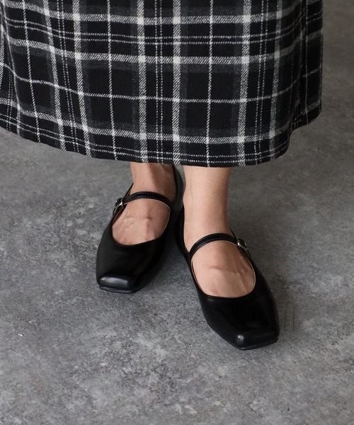 Riberry（リベリー）の「スクエアトゥメリージェーン（パンプス・レディース・ブラック/ホワイト/ベージュ/シルバー/ゴールド・MEDIUM/LARGE）」の16枚目の写真