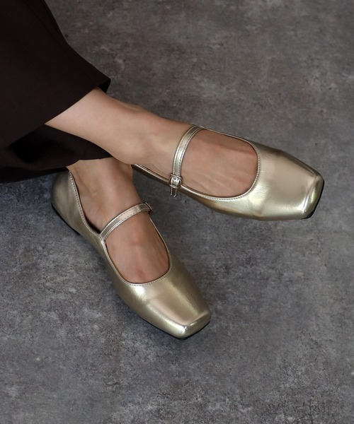 Riberry（リベリー）の「スクエアトゥメリージェーン（パンプス・レディース・ブラック/ホワイト/ベージュ/シルバー/ゴールド・MEDIUM/LARGE）」の22枚目の写真