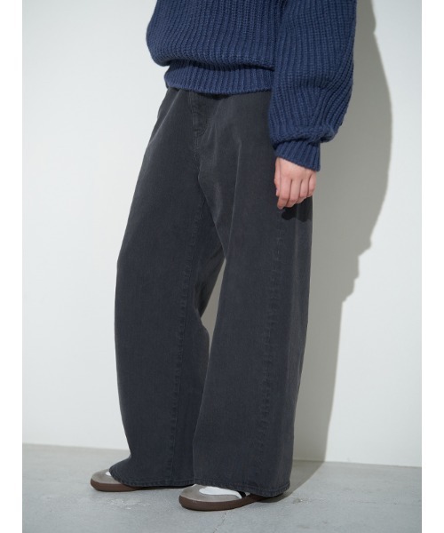 CHAROL（シャロル）の「ローウエストバギーデニムパンツ（デニムパンツ・レディース・グレー/インディゴブルー・S/M）」の11枚目の写真