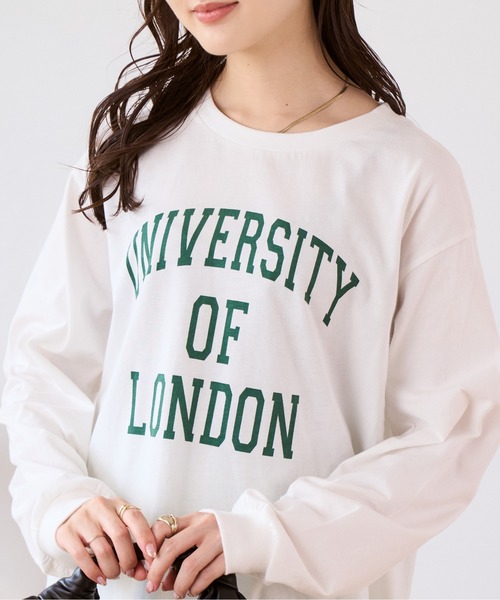 Ada.(エイダ)の「カレッジロゴ プリント ロング/長袖 Tシャツ(Tシャツ/カットソー・レディース・チャコール/グレイッシュベージュ/ホワイト・FREE)」の1枚目の写真