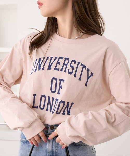 Ada.(エイダ)の「カレッジロゴ プリント ロング/長袖 Tシャツ(Tシャツ/カットソー・レディース・チャコール/グレイッシュベージュ/ホワイト・FREE)」の5枚目の写真