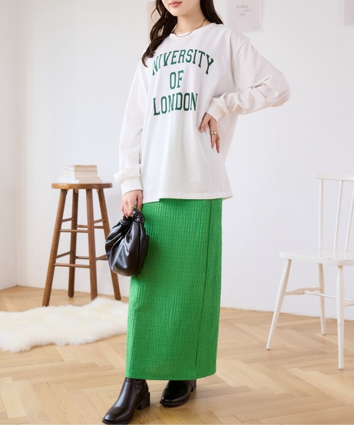 Ada.(エイダ)の「カレッジロゴ プリント ロング/長袖 Tシャツ(Tシャツ/カットソー・レディース・チャコール/グレイッシュベージュ/ホワイト・FREE)」の15枚目の写真