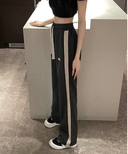 gossip！ロサンゼルス（ゴシップロサンゼルス）の「サイドライン スウェットパンツ（スウェットパンツ・レディース・グレー/ブラック/ブルー・FREE）」の13枚目の写真