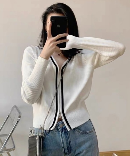 LADY LIKE(レディライク)の「フロントジップバイカラーカーディガン(カーディガン/ボレロ・レディース・ブラック×ホワイト/ブラック/ホワイト×ブラック/ホワイト・M)」の13枚目の写真