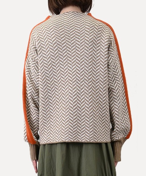 STYLEBLOCK(スタイルブロック)の「ヘリンボーン柄ニットラインスリーブボトルネックプルオーバー(ニット/セーター・レディース・グリーン/マスタード/ブラック/ベージュ・M)」の7枚目の写真