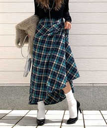 Q | チェックフレアスカート(スカート)