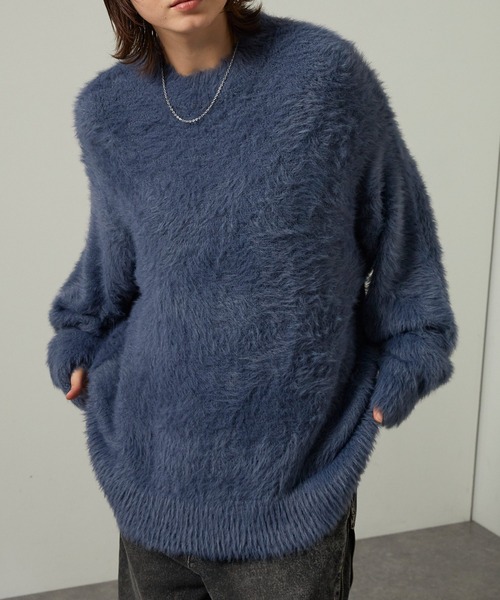 Alfred Alex(アルフレッドアレックス)の「【Alfred Alex】オーバーサイズシャギーニット(ニット/セーター・メンズ・オリーブ系/レッド/ダークグレー/ブルー/アイボリー/ブラック/モカ/スモークグレー/ブルー系/ワイン/ブルーグレー/パープル系/ダークブルー・L/M/S)」の4枚目の写真