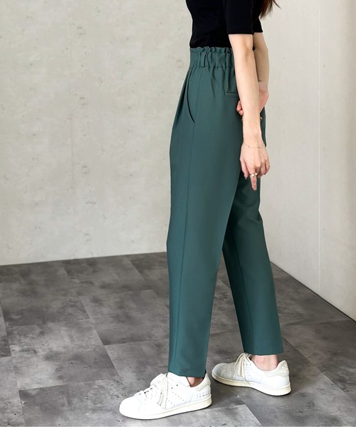 Per sist ence(パーシエンス)の「ツイルギャザーカラーパンツ(その他パンツ・レディース・グリーン系/ネイビー/イエロー/ブラック/グレー/オレンジ/ブラウン系/ローズ・LARGE/X-LARGE/MEDIUM/SMALL)」の21枚目の写真