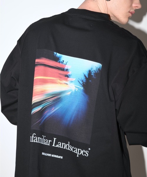 MAISON EUREKA ストロングママ プリント Tシャツ ユニセックス MAISON EUREKA（メゾンエウレカ）の「【MAISON EUREKA(メゾン