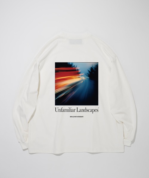 SUPERTHANKS（スーパーサンクス）の「フォトプリント＆ロゴプリント  ロングTシャツ（ユニセックス）"Unfamiliar landscapes" L/S T-shirt（Tシャツ/カットソー・メンズ・アッシュグレー/ブラック/ホワイト/ライトカーキ・L/M/S）」の21枚目の写真