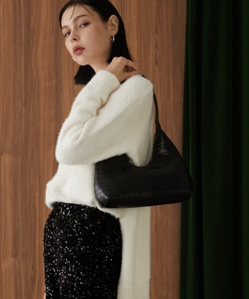 casane（カサネ）の「WANIエンボスホーボーバック（ショルダーバッグ・レディース・ブラック/シルバー・FREE）」の4枚目の写真