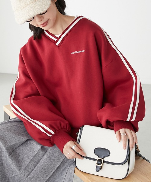 BONLECILL(ボンルシール)の「裏起毛 配色袖ラインVネックスウェットプルオーバー(スウェット・レディース・チャコールグレー/オートミール/グリーン/ブラウン/レッド・FREE)」の5枚目の写真