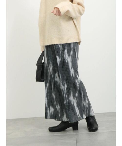 Samansa Mos2 blue（サマンサモスモスブルー）の「ベロアニュアンス柄ナロースカート（スカート・レディース・ベージュ/チャコールグレー/モカ・F）」の5枚目の写真