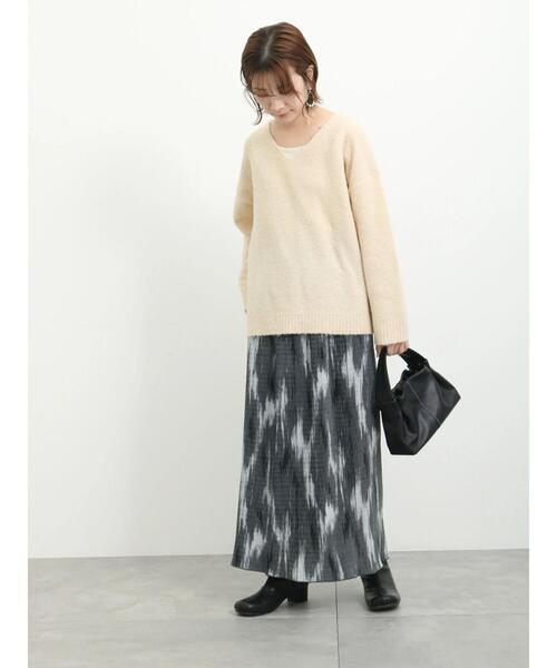 Samansa Mos2 blue（サマンサモスモスブルー）の「ベロアニュアンス柄ナロースカート（スカート・レディース・ベージュ/チャコールグレー/モカ・F）」の7枚目の写真