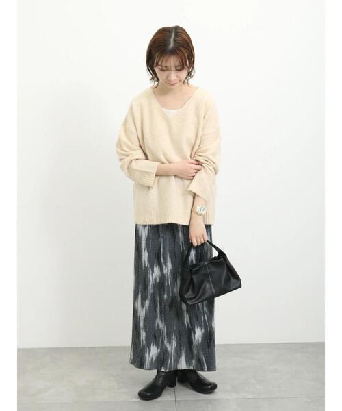 Samansa Mos2 blue（サマンサモスモスブルー）の「ベロアニュアンス柄ナロースカート（スカート・レディース・ベージュ/チャコールグレー/モカ・F）」の8枚目の写真