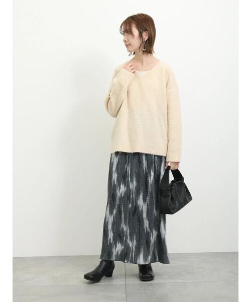 Samansa Mos2 blue（サマンサモスモスブルー）の「ベロアニュアンス柄ナロースカート（スカート・レディース・ベージュ/チャコールグレー/モカ・F）」の9枚目の写真