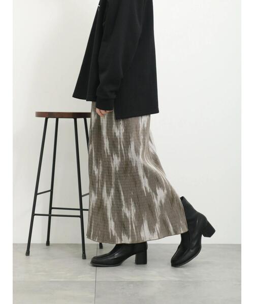 Samansa Mos2 blue（サマンサモスモスブルー）の「ベロアニュアンス柄ナロースカート（スカート・レディース・ベージュ/チャコールグレー/モカ・F）」の11枚目の写真