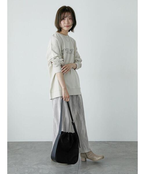 Samansa Mos2 blue（サマンサモスモスブルー）の「ベロアニュアンス柄ナロースカート（スカート・レディース・ベージュ/チャコールグレー/モカ・F）」の16枚目の写真