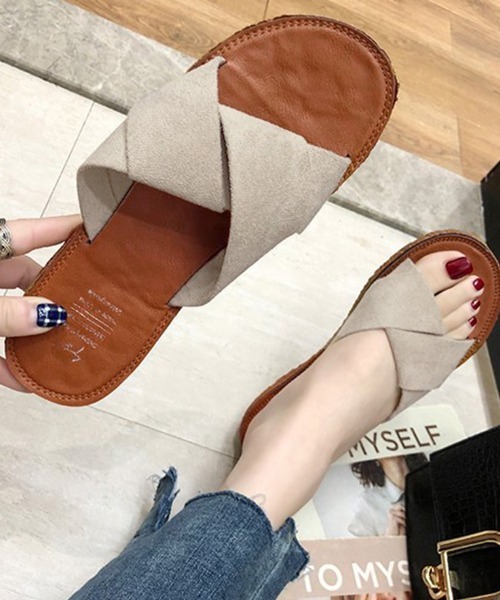 Miniministore(ミニミニストア)の「ぺたんこサンダル レディース フラット(サンダル・レディース・ベージュ/イエロー/ブラック/ブルー・22.5cm/23.0cm/23.5cm/24.0cm/24.5cm/25.0cm)」の5枚目の写真