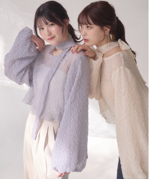 mellowneon(メロウネオン)の「袖ボリュームチョーカーブラウス / 2way / リボン付き(シャツ/ブラウス・レディース・アイボリー/グレー・FREE)」の14枚目の写真