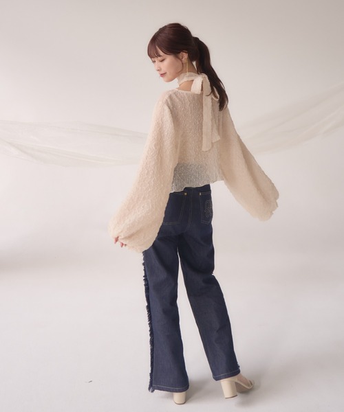 mellowneon(メロウネオン)の「袖ボリュームチョーカーブラウス / 2way / リボン付き(シャツ/ブラウス・レディース・アイボリー/グレー・FREE)」の15枚目の写真