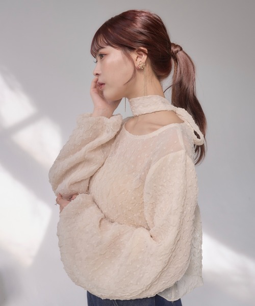 mellowneon(メロウネオン)の「袖ボリュームチョーカーブラウス / 2way / リボン付き(シャツ/ブラウス・レディース・アイボリー/グレー・FREE)」の21枚目の写真