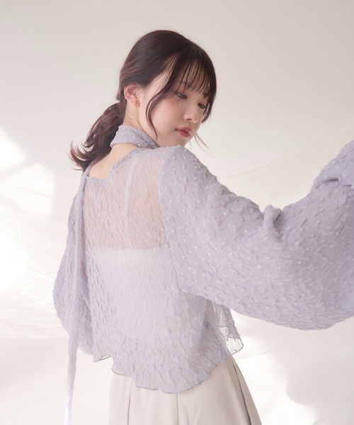 mellowneon(メロウネオン)の「袖ボリュームチョーカーブラウス / 2way / リボン付き(シャツ/ブラウス・レディース・アイボリー/グレー・FREE)」の18枚目の写真